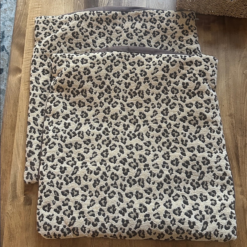 Leopard print pillow covers